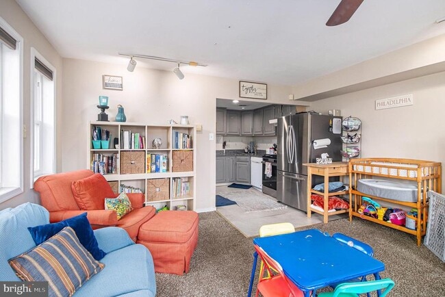 Building Photo - 7710 Queen St