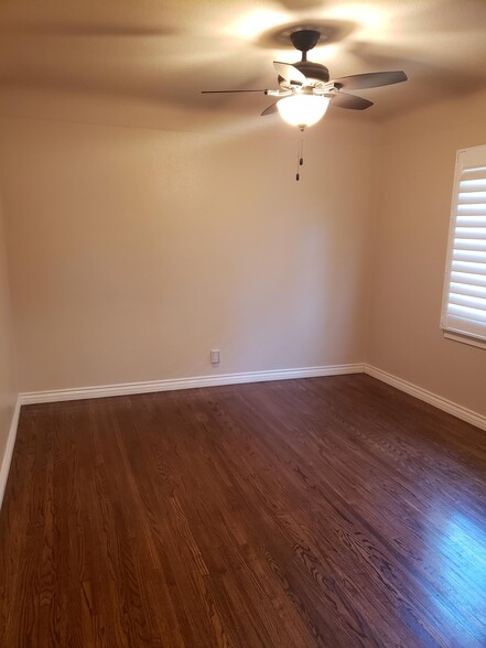 Building Photo - 705 Keenan St