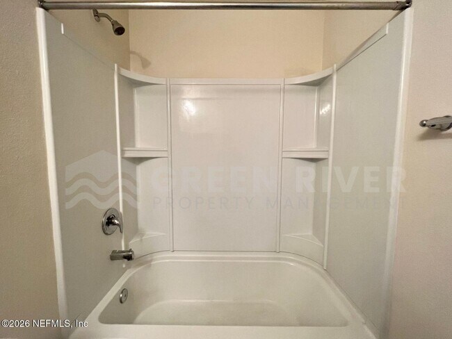 Building Photo - 294 Aralia Ln