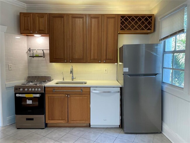 Building Photo - 2305 W Texas Ave