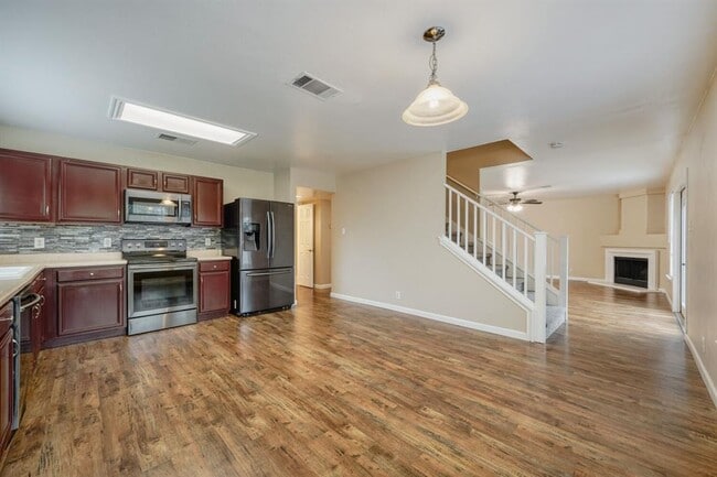 Building Photo - 928 Justeford Dr