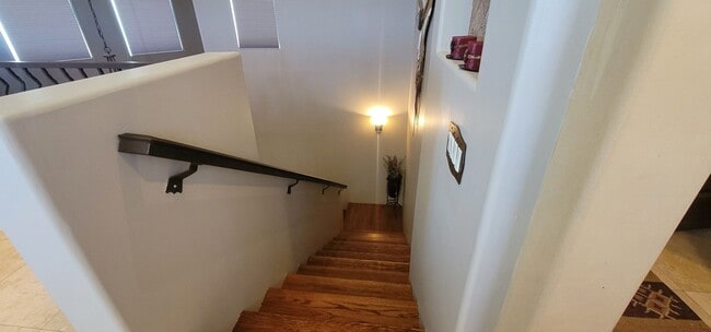 Building Photo - 16055 N Overlook Ct