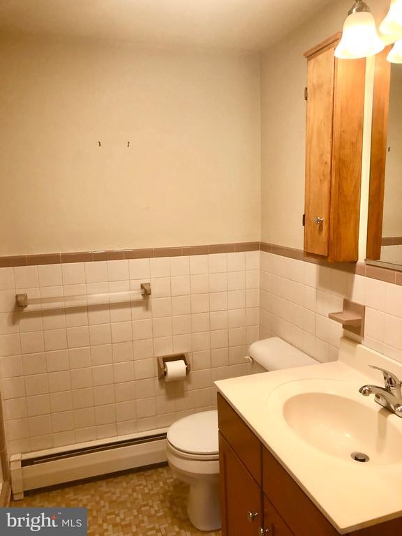 Building Photo - 708 Miller Rd