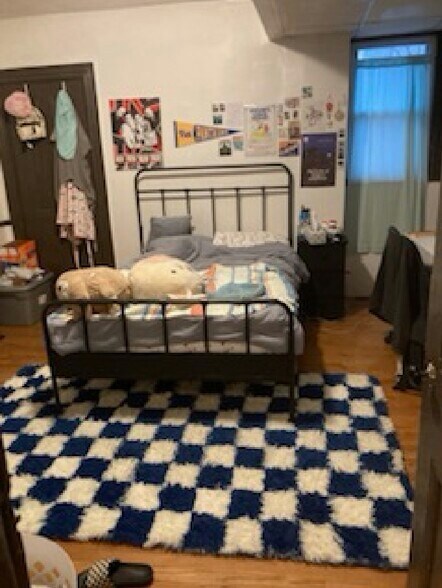 Building Photo - 1812 Locust St