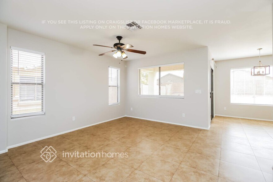 Building Photo - 3543 S Payton