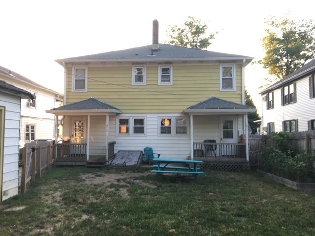 Building Photo - 11 E Willow St