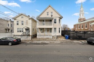 Building Photo - 52-54-54 Hanover St