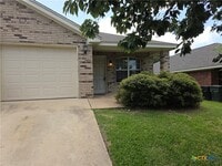 Building Photo - 611 Olaf Dr
