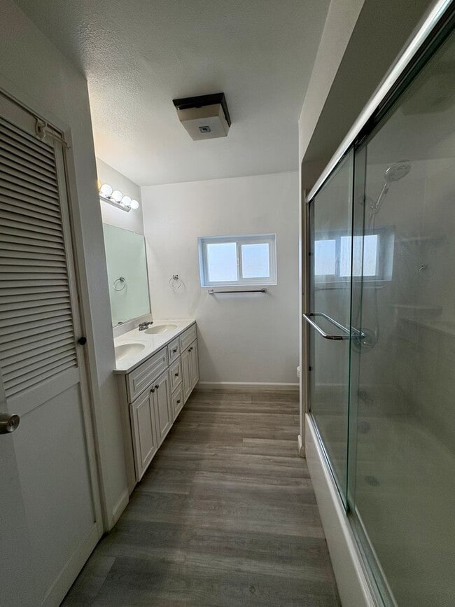 Building Photo - Country Like 2 Bedroom 2 Bath Single Story Home