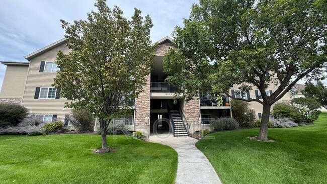 Building Photo - 1656 Westbury Way