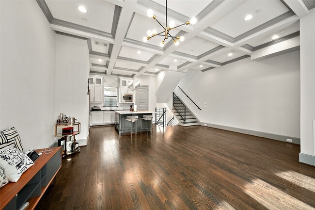 Building Photo - 2905 Bering Dr