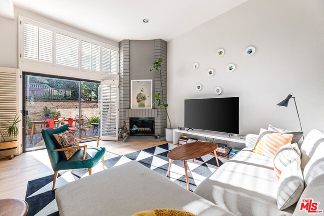 Building Photo - 4608 Glencoe Ave