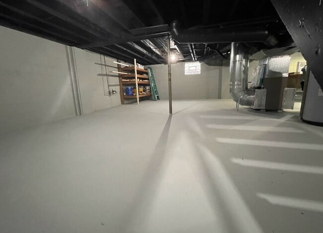 Basement - 1728 W 3rd Ave