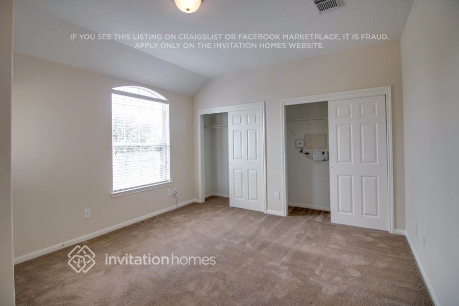 Building Photo - 6337 Mountain Pines Ln