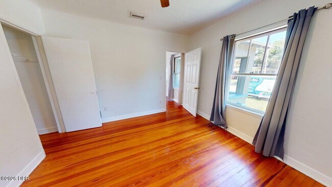 Building Photo - 318 Braddock Ave