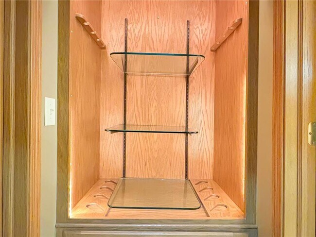 Building Photo - 15612 Canyon Ridge