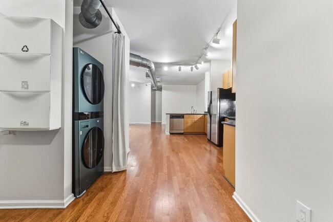 Building Photo - 5300 Peachtree Rd