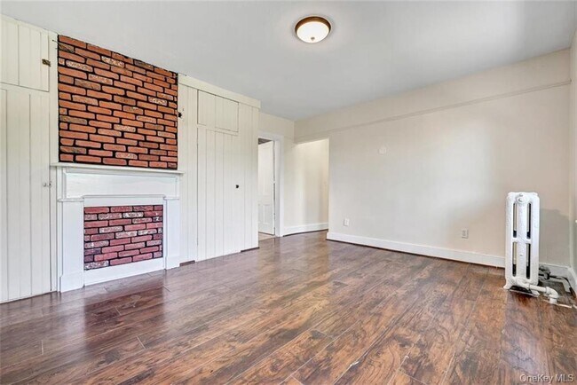 Building Photo - 7 Schunnemunk Rd