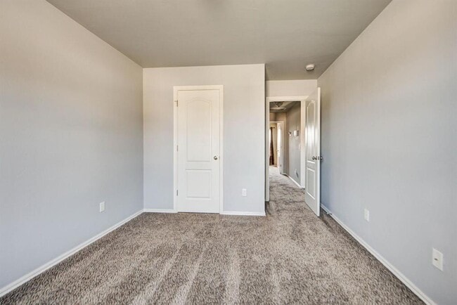 Building Photo - 11800 NW 136th Terrace