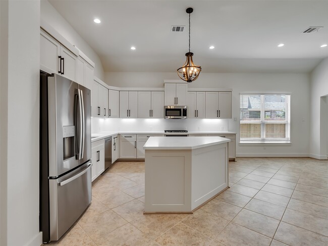 Building Photo - 20126 Turtle Brook Ln