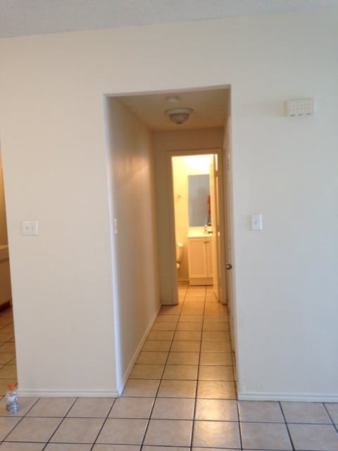 Building Photo - 7634 Windsor Oaks