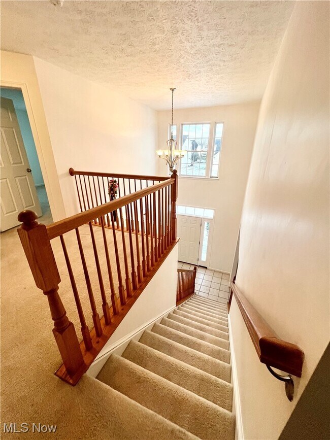 Building Photo - 654 Brookwood Ct