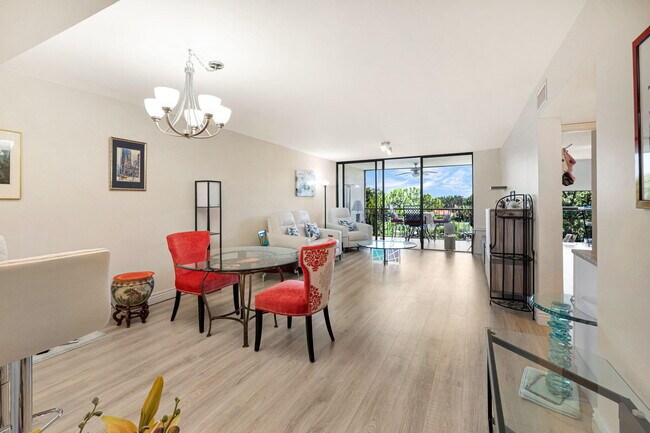 Building Photo - 6562 Boca Del Mar Dr