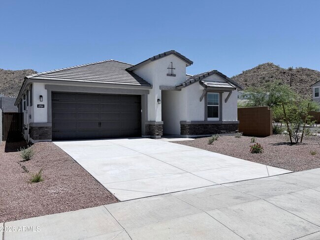 Building Photo - 6964 W Buckhorn Trail