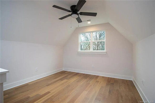 Building Photo - Luxurious, Modern Farmhouse in Belmont wit...