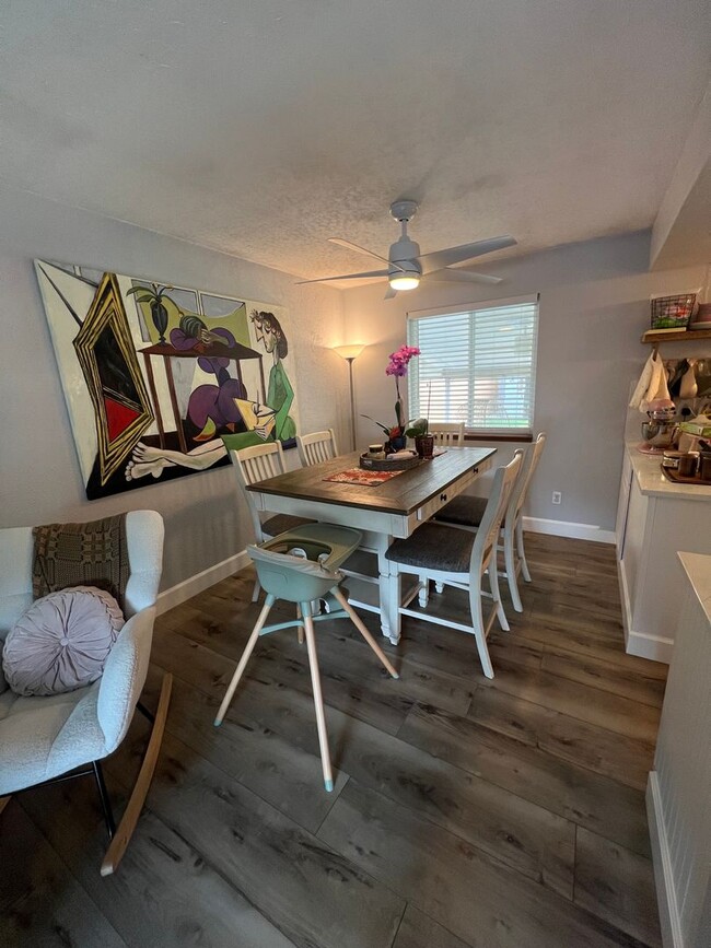 Building Photo - Stylish 3Bd 2Ba Sheridan Green Gem Near Parks, Trails, Shopping & Dining W/ 1-Car Attached Grage