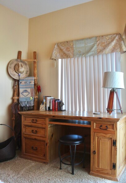 Building Photo - 10401 N Saguaro Blvd