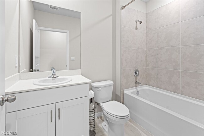 Building Photo - 1150 Brooklands Dr