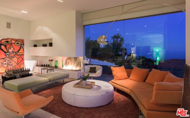 Building Photo - 1099 Vista Grande Dr