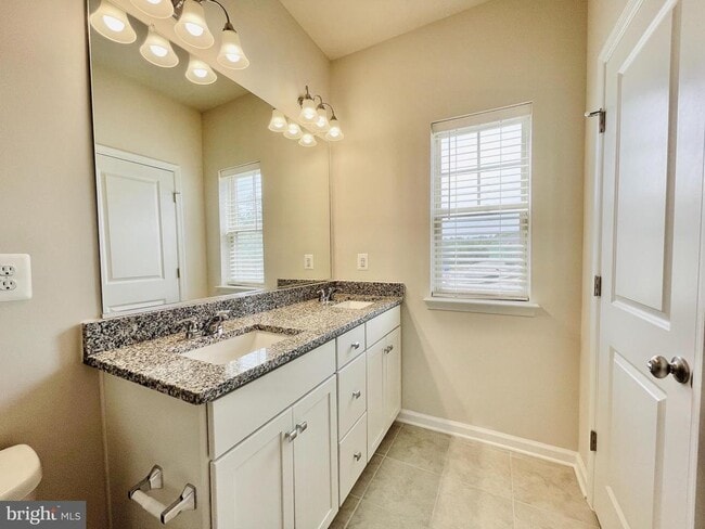 Building Photo - 162 Whitson Wds Pl