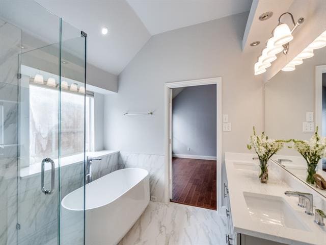 Building Photo - 4012 Lantana Ln