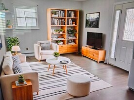 Building Photo - 247 Bellerose Ave