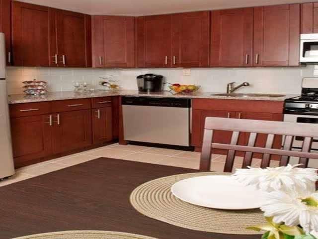 Primary Photo - Brookhaven at Franklin Apartments