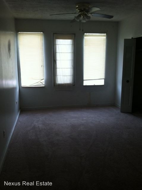 Building Photo - 5747 Holden St