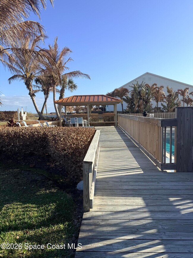 Building Photo - 3223 S Atlantic Ave