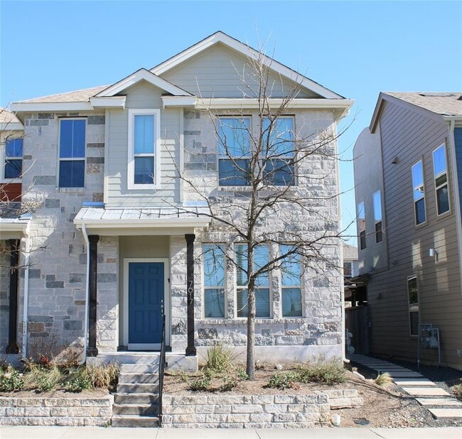 Primary Photo - 7617 Wolverine St