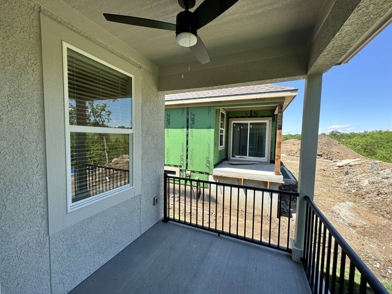Building Photo - 1441 SW Winthrop Dr