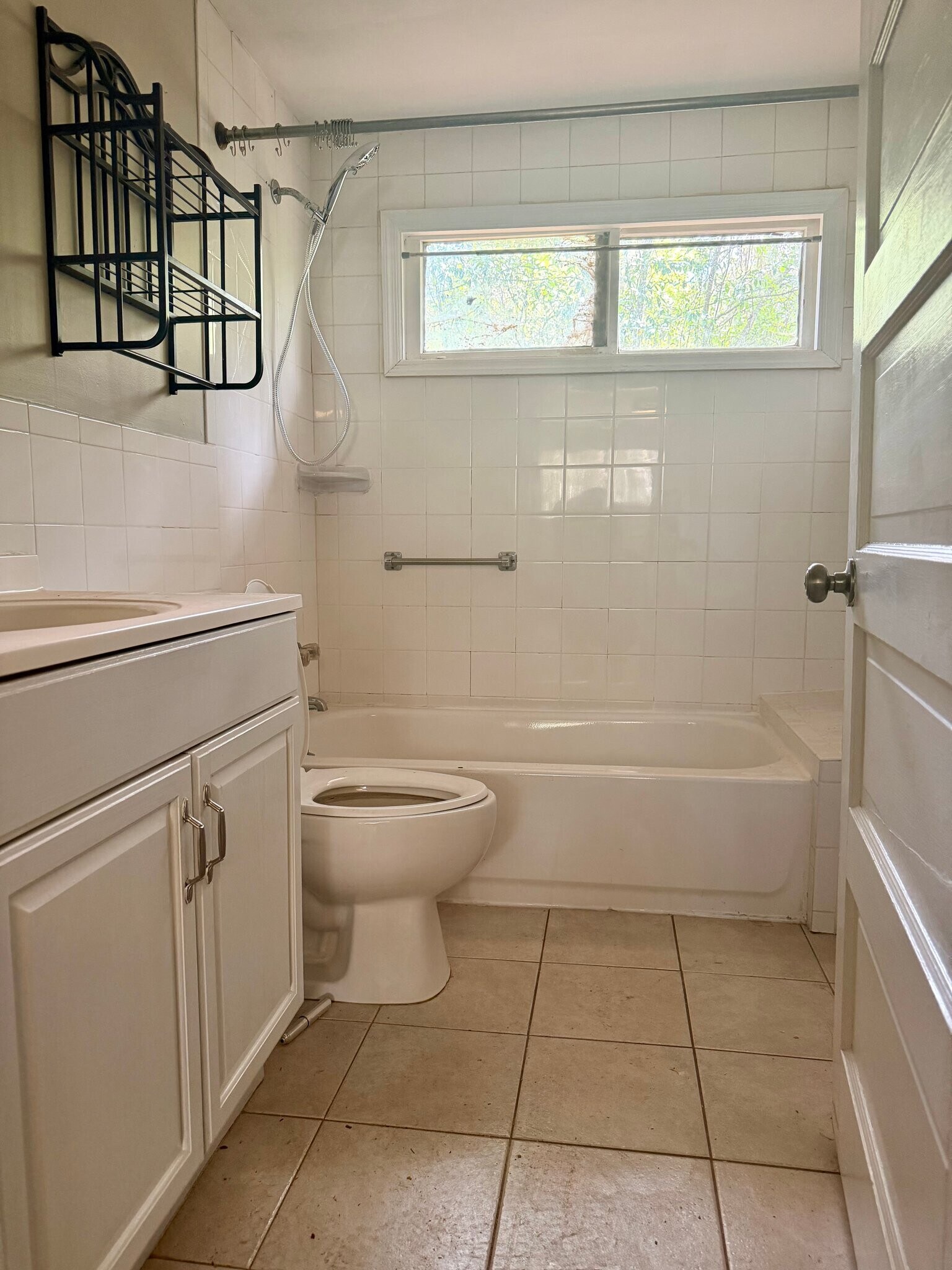 Building Photo - 319 NE 13th Terrace