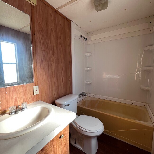 Building Photo - 1481 Holly Grove Rd