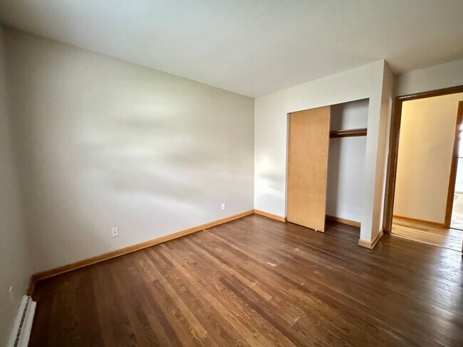 Building Photo - 3952 S 43rd St