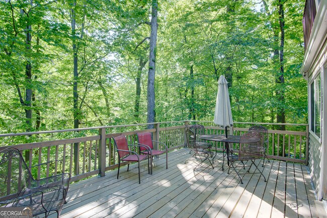 Building Photo - 46 Dunwoody Springs Dr