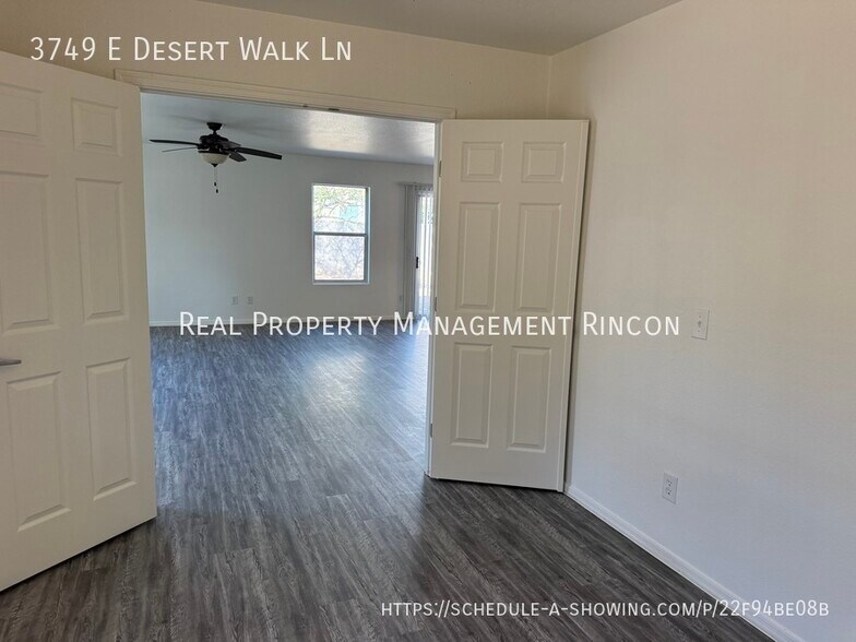 Building Photo - 3749 E Desert Walk Ln