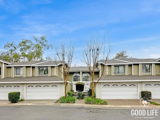 Building Photo - Mission Viejo Gem! Private Yard, Vaulted Ceilings & Resort-Style Pool + Spa