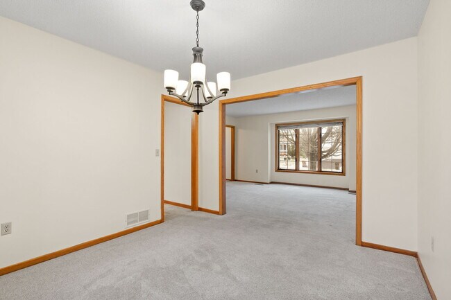Building Photo - 9173 Princeton Rd