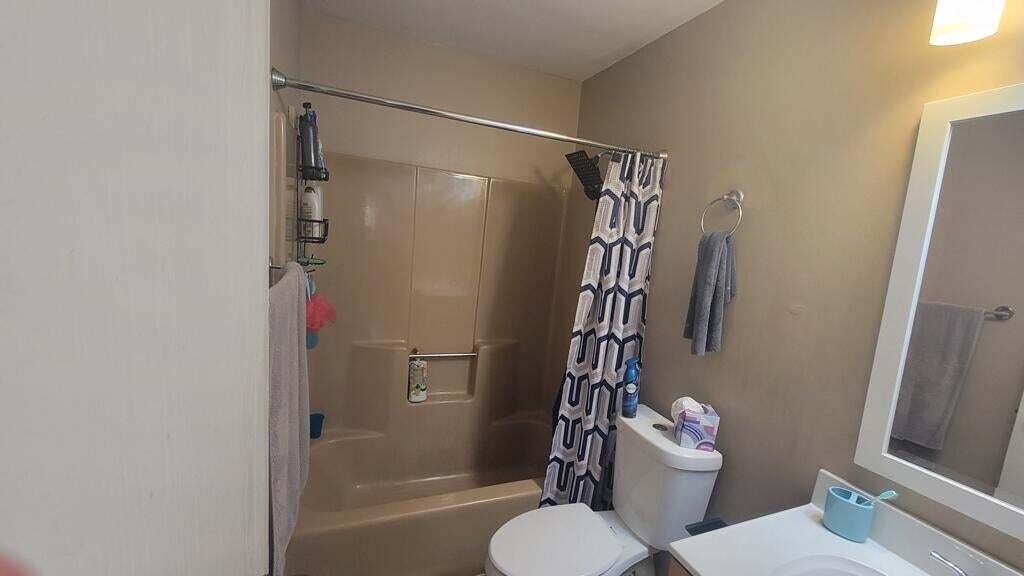 Building Photo - 1737 Parknoll Ln