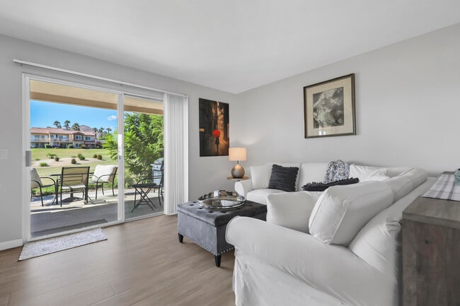 Building Photo - 78347 Terra Cotta Ct